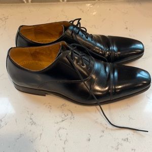 Men’s Florsheim black oxford. Size 13